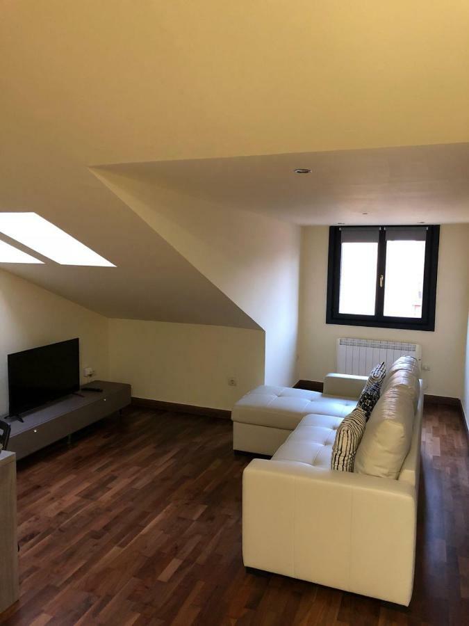 Ferienwohnung Apartamento En Galiana Avilés Exterior foto