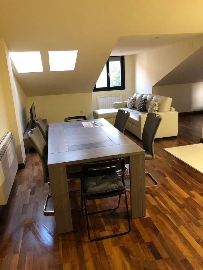 Ferienwohnung Apartamento En Galiana Avilés Exterior foto